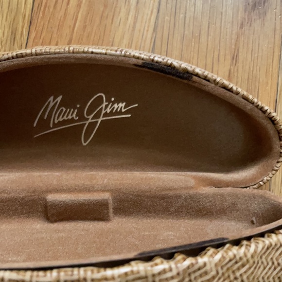 Maui Jim Case - Picture 4 of 8